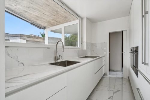 cuisine-salon-entre-meuble-credence-carrelage-geneve-19